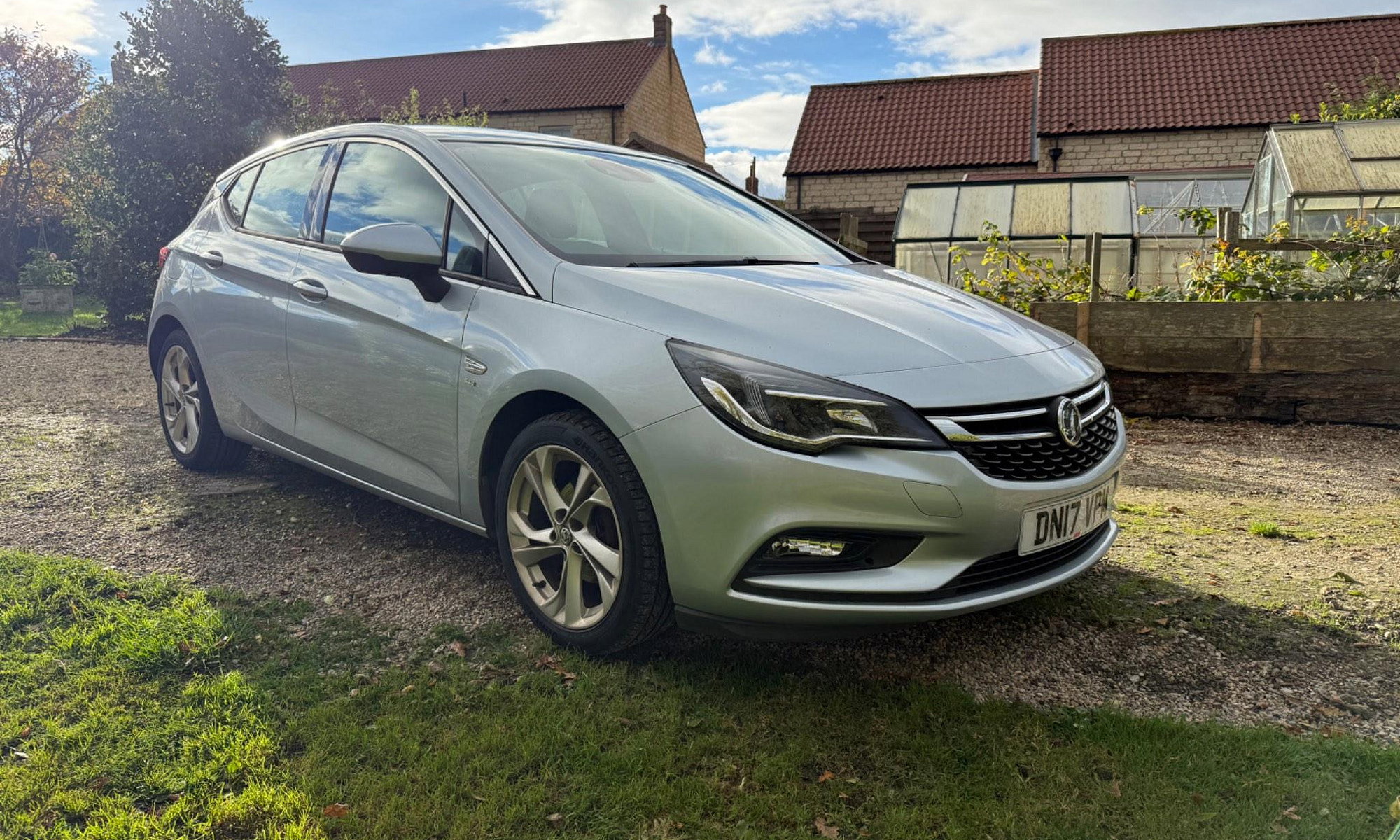 Vauxhall Astra 1.4i Turbo SRi Euro 6 5dr