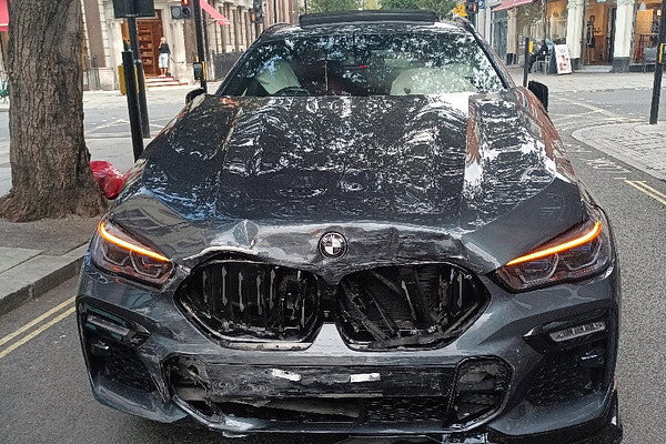 BMW X6 - Main Image