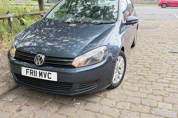 VOLKSWAGEN Golf - Main Image