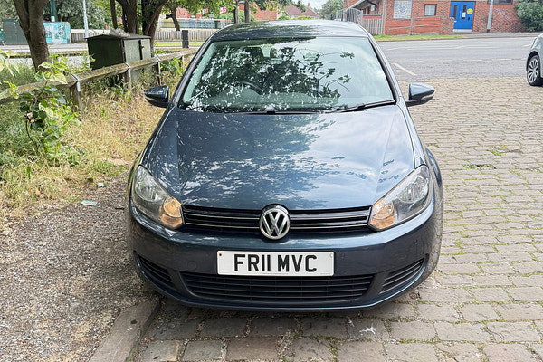 VOLKSWAGEN Golf - Detail 2