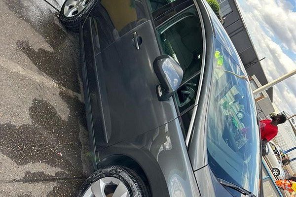 PEUGEOT 3008 - Main Image