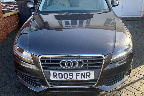 AUDI A4 - Main Image
