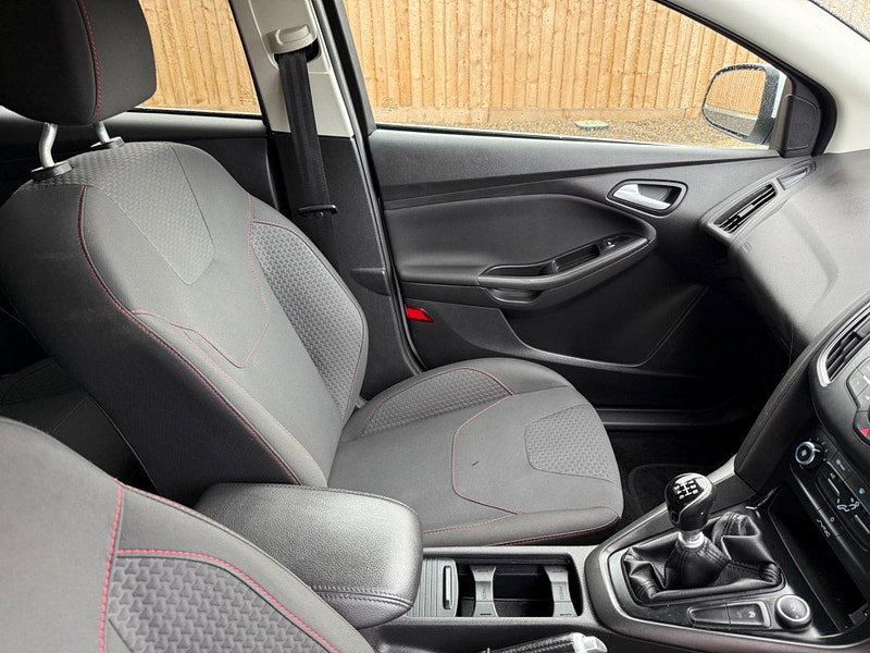 Ford Focus 1.5 TDCi Zetec S Euro 6 (s/s) 5dr
