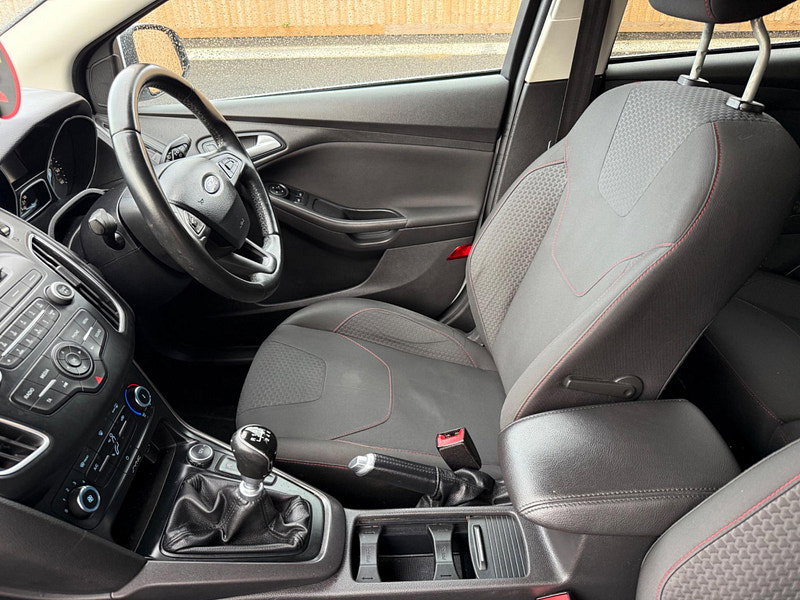 Ford Focus 1.5 TDCi Zetec S Euro 6 (s/s) 5dr