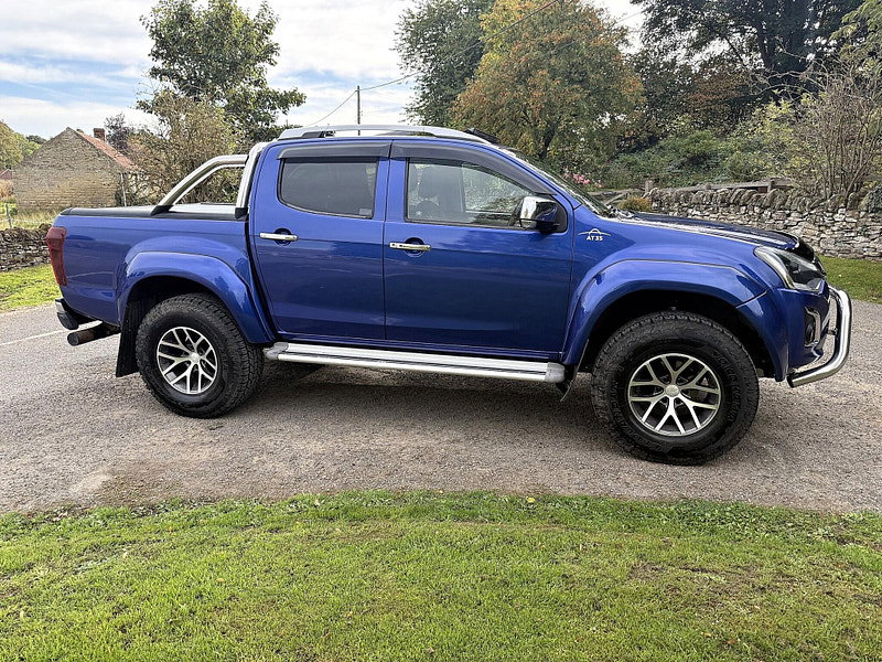 Isuzu D-Max 1.9 TD AT35 Safir Auto 4WD Euro 6 4dr