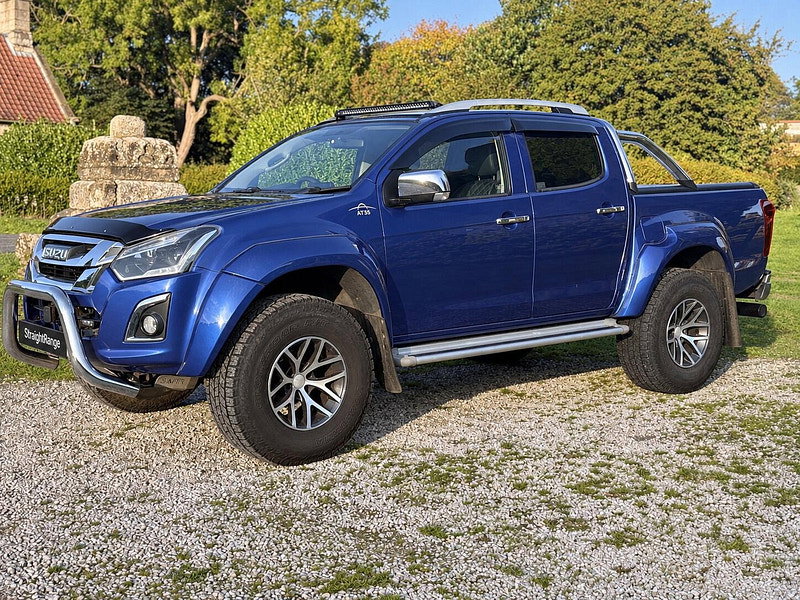 Isuzu D-Max 1.9 TD AT35 Safir Auto 4WD Euro 6 4dr