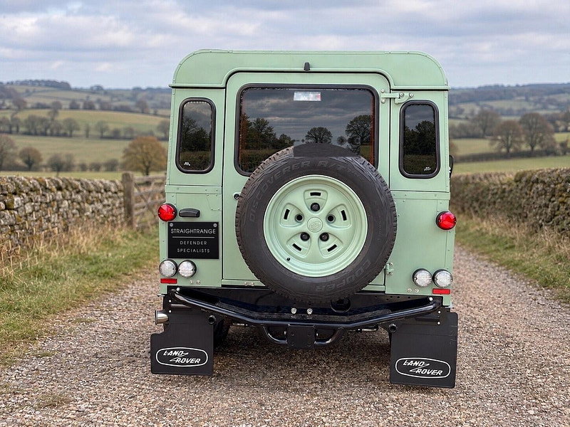 Land Rover Defender 90 2.2 TDCi XS Hard Top SUV 3dr Diesel Manual 4WD SWB Euro 5 (122 ps)
