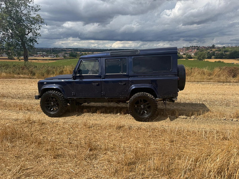 Land Rover DEFENDER 110 2.2 TDCi XS Station Wagon 4WD MWB Euro 5 5dr