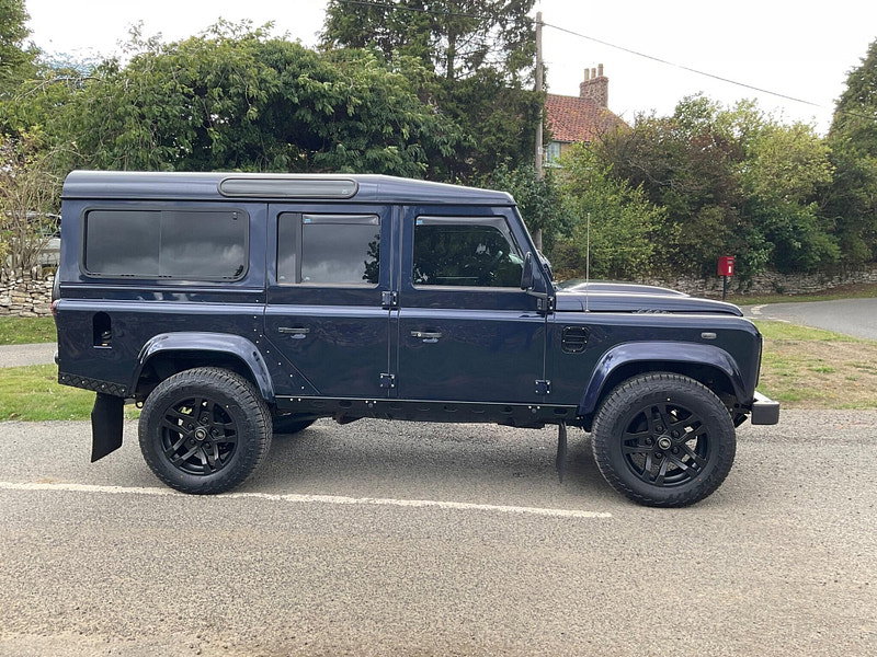 Land Rover DEFENDER 110 2.2 TDCi XS Station Wagon 4WD MWB Euro 5 5dr