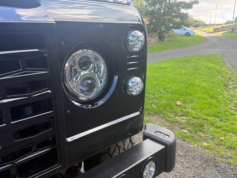 Land Rover DEFENDER 110 2.5 TD5 County Station Wagon 5dr