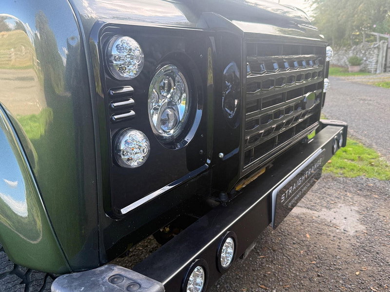 Land Rover DEFENDER 110 2.5 TD5 County Station Wagon 5dr