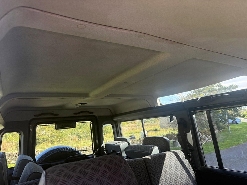 Land Rover DEFENDER 110 2.5 TD5 County Station Wagon 5dr