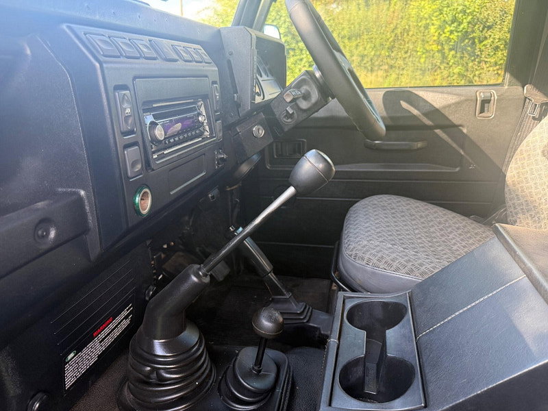 Land Rover DEFENDER 110 2.5 TD5 County Station Wagon 5dr