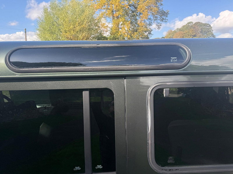 Land Rover DEFENDER 110 2.5 TD5 County Station Wagon 5dr