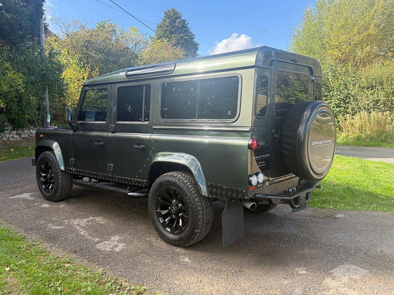 Land Rover DEFENDER 110 2.5 TD5 County Station Wagon 5dr