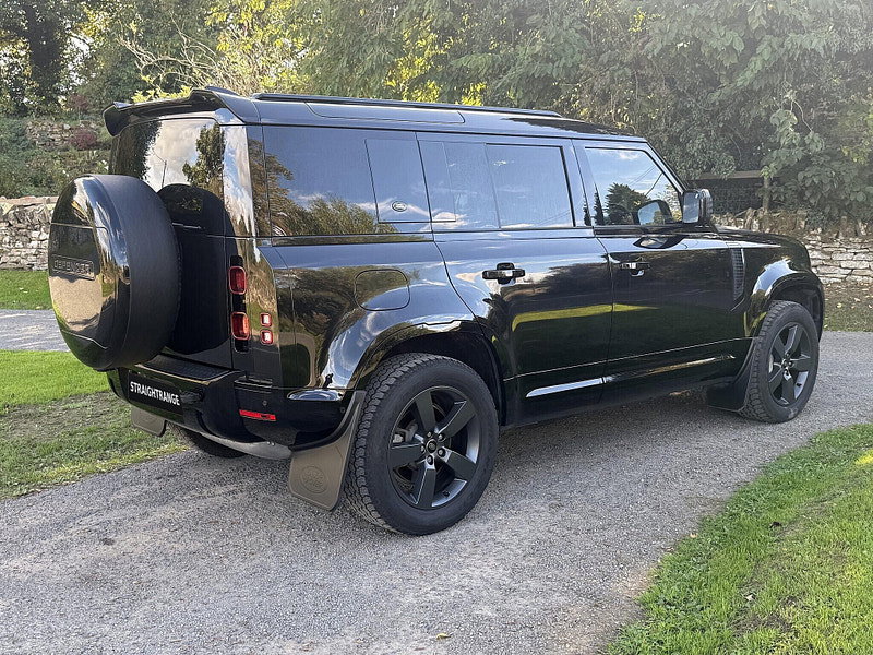 Land Rover DEFENDER 110 3.0 D300 MHEV X-Dynamic HSE Auto 4WD Euro 6 (s/s) 5dr