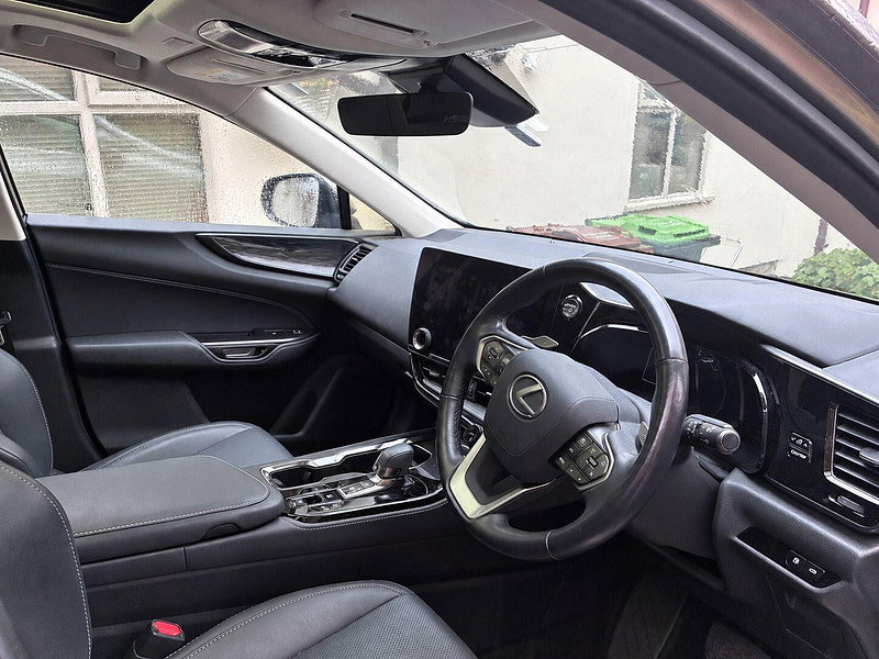 Lexus NX 2.5 350h E-CVT 4WD Euro 6 (s/s) 5dr
