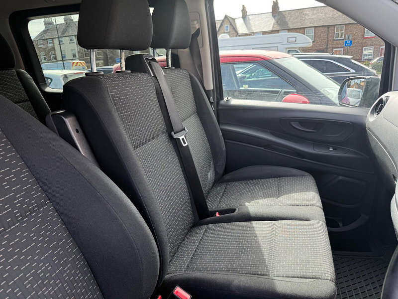 Mercedes-Benz Vito 2.0 116 CDI Premium Crew Van G-Tronic RWD L2 Euro 6 (s/s) 5dr (LWB)