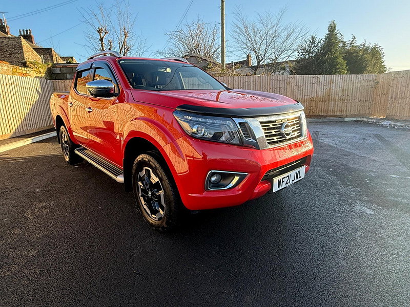 Nissan Navara 2.3 dCi Tekna Auto 4WD Euro 6 4dr