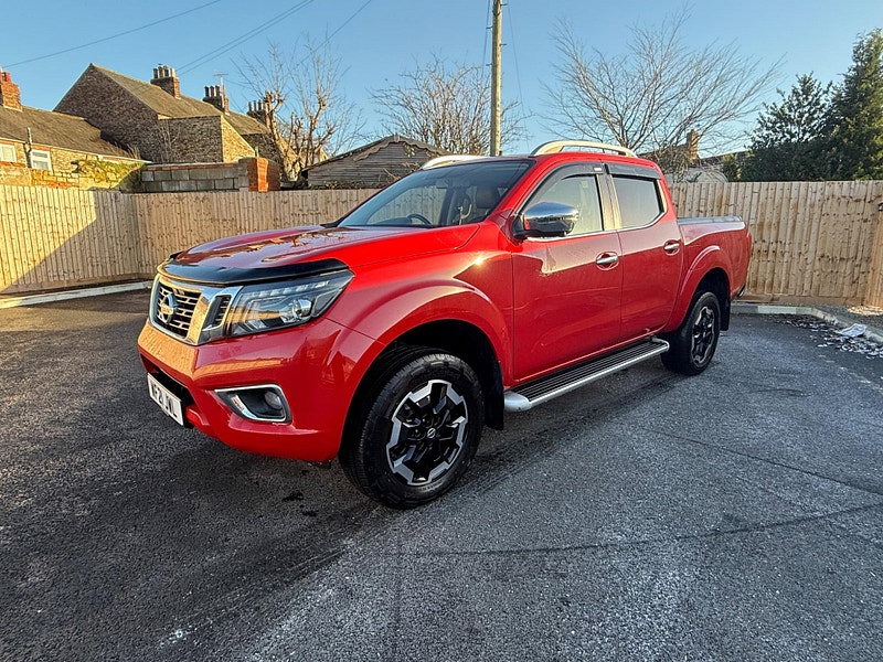Nissan Navara 2.3 dCi Tekna Auto 4WD Euro 6 4dr