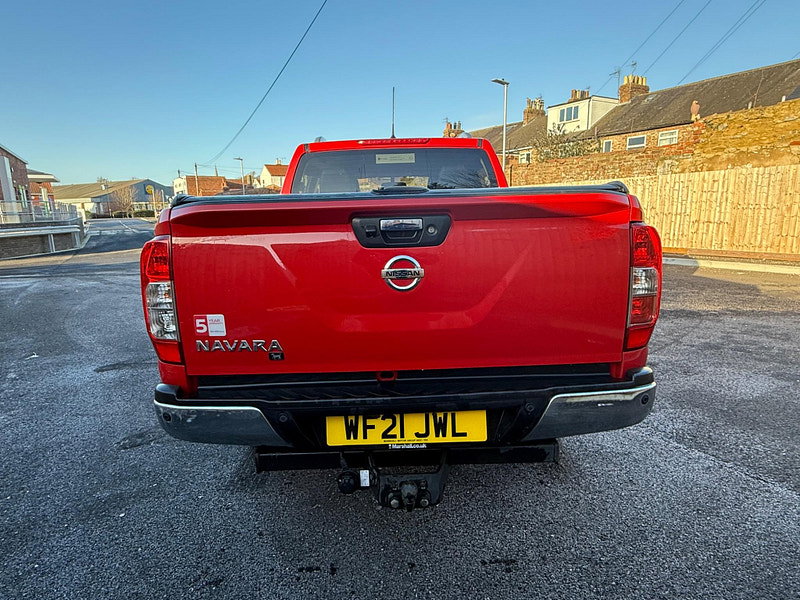 Nissan Navara 2.3 dCi Tekna Auto 4WD Euro 6 4dr