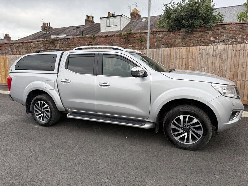 Nissan Navara 2.3 dCi Tekna Auto 4WD Euro 6 4dr