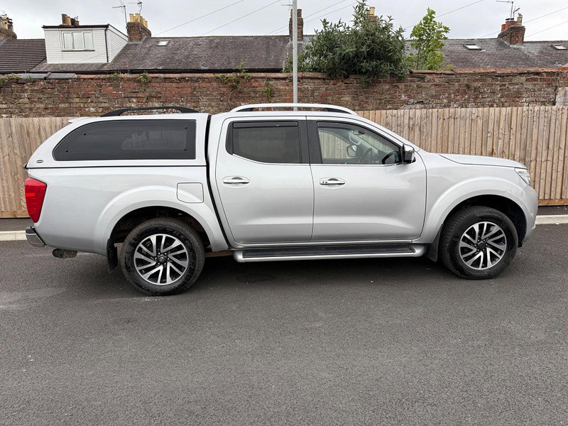Nissan Navara 2.3 dCi Tekna Auto 4WD Euro 6 4dr