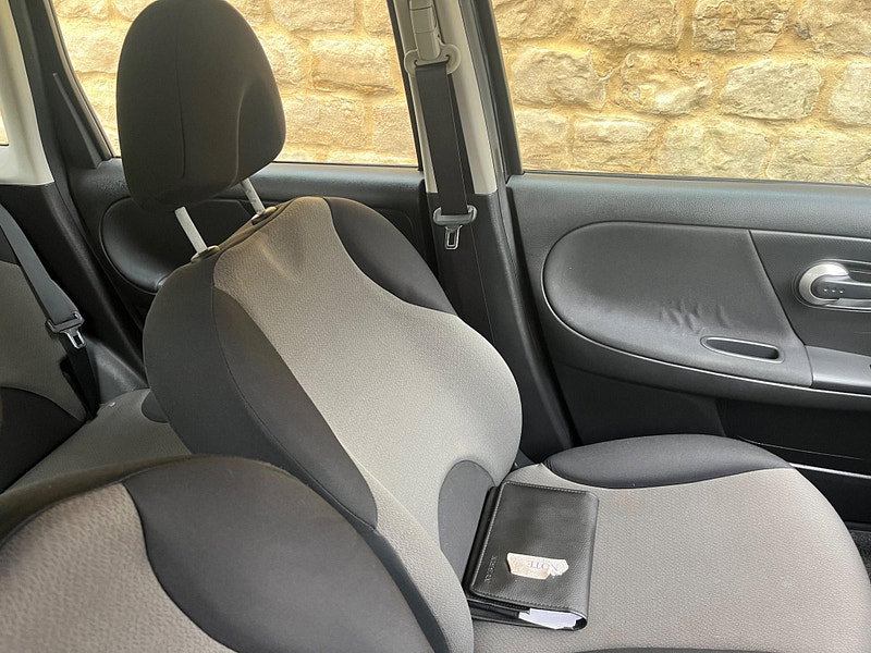 Nissan Note 1.4 16V Visia Euro 4 5dr