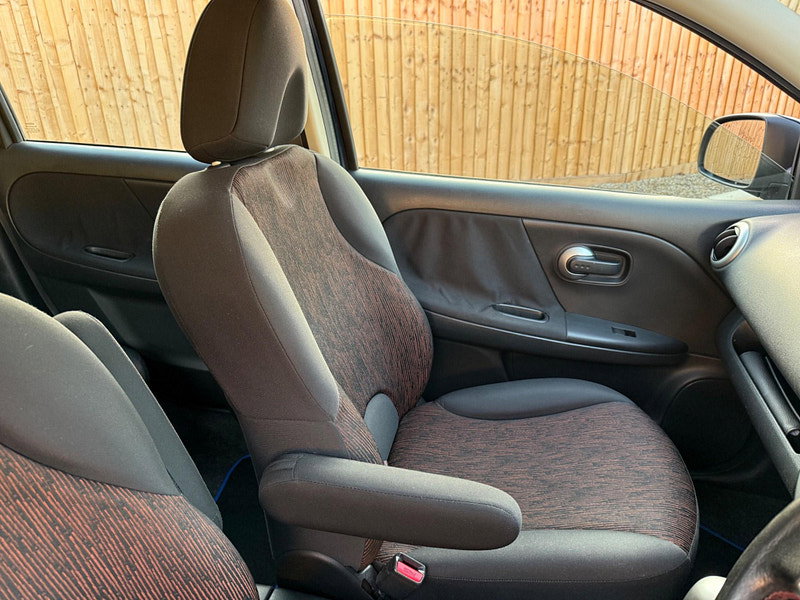 Nissan Note 1.6 16V Acenta Auto Euro 4 5dr