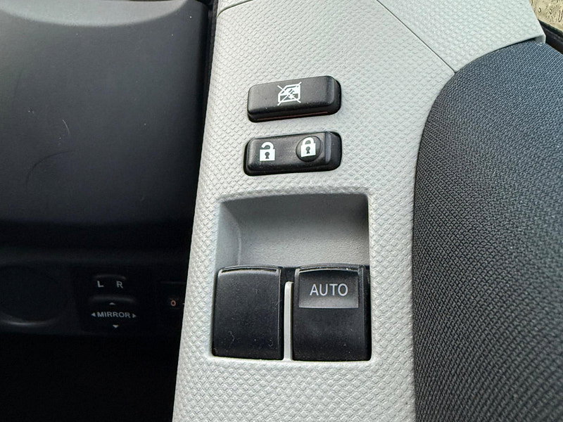 Toyota Yaris 1.33 Dual VVT-i TR Euro 4 (s/s) 5dr