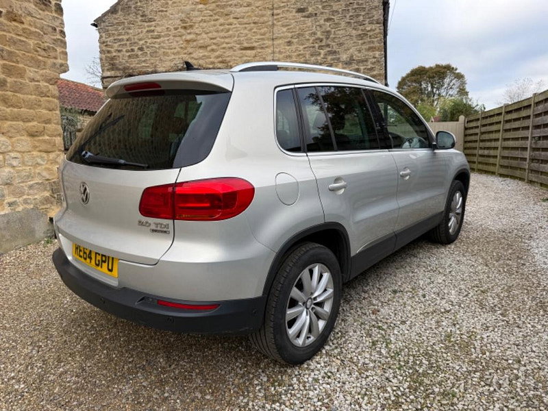 Volkswagen Tiguan 2.0 TDI BlueMotion Tech Match DSG 4WD Euro 5 (s/s) 5dr