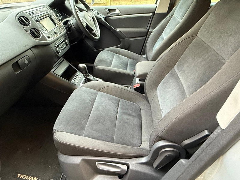 Volkswagen Tiguan 2.0 TDI BlueMotion Tech Match DSG 4WD Euro 5 (s/s) 5dr
