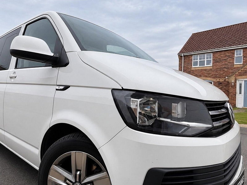 Volkswagen Transporter 2.0 TDI T32 BlueMotion Tech Highline Kombi FWD SWB Euro 5 (s/s) 5dr
