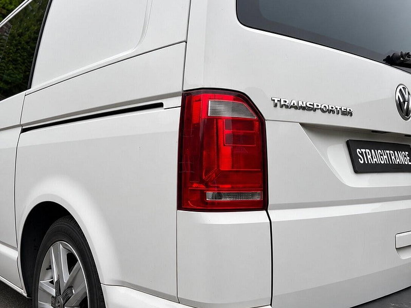 Volkswagen Transporter 2.0 TDI T32 BlueMotion Tech Highline Kombi FWD SWB Euro 5 (s/s) 5dr