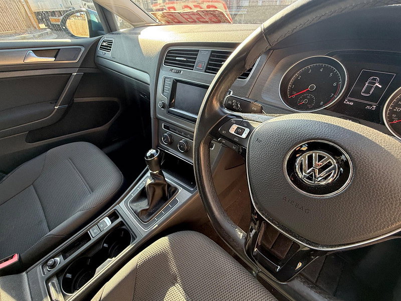 Volkswagen Golf 1.4 TSI BlueMotion Tech SE Euro 5 (s/s) 5dr