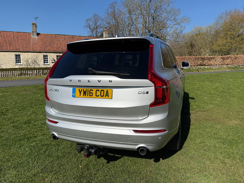 Volvo XC90 2.0 D5 Momentum Geartronic 4WD Euro 6 (s/s) 5dr