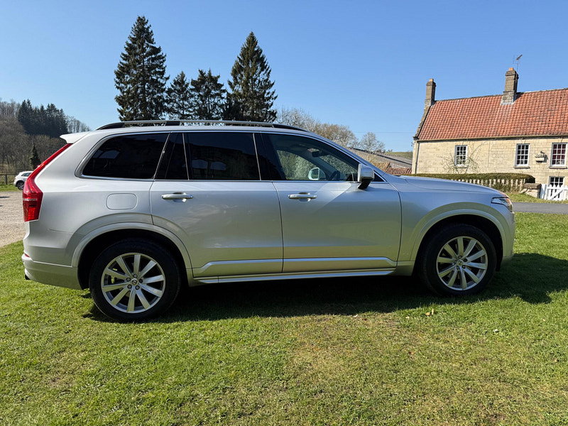Volvo XC90 2.0 D5 Momentum Geartronic 4WD Euro 6 (s/s) 5dr