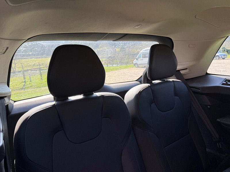 Volvo XC90 2.0 D5 Momentum Geartronic 4WD Euro 6 (s/s) 5dr
