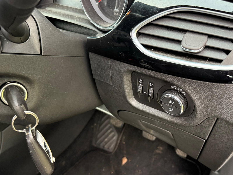 Vauxhall Astra 1.4i Turbo SRi Euro 6 5dr