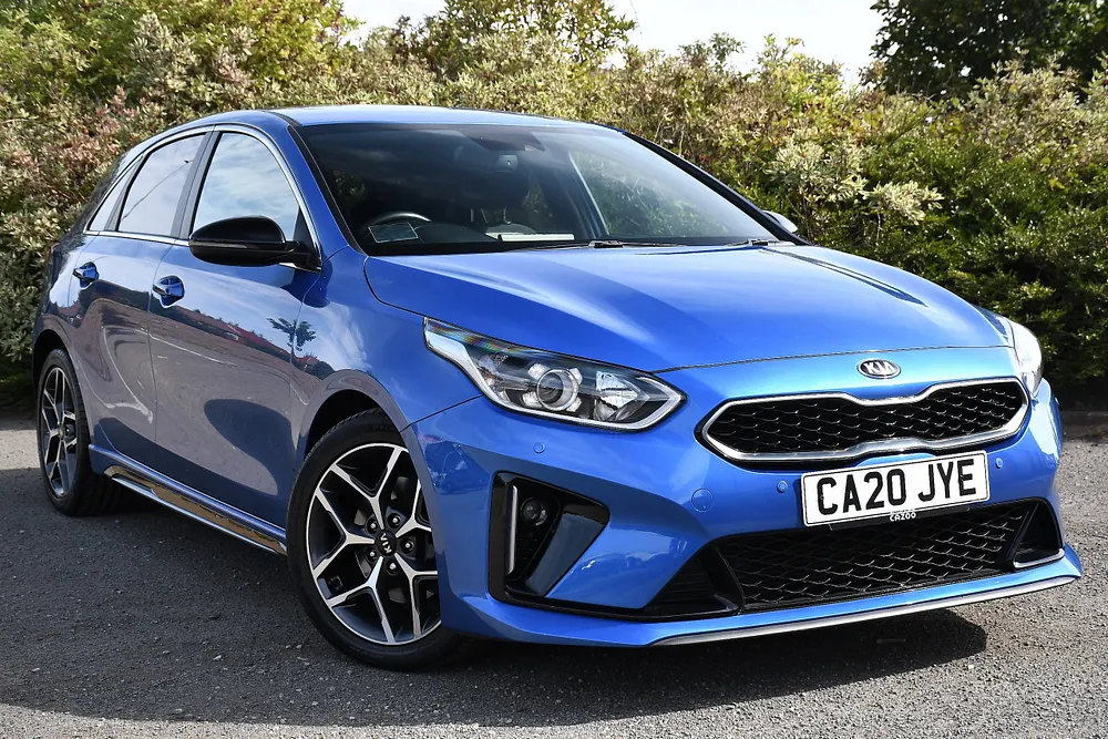 2020 Kia Ceed 1.4 T-GDi GT-Line Hatchback 5dr Petrol DCT Euro 6 (s/s) (138 bhp) — photo 1 of 31