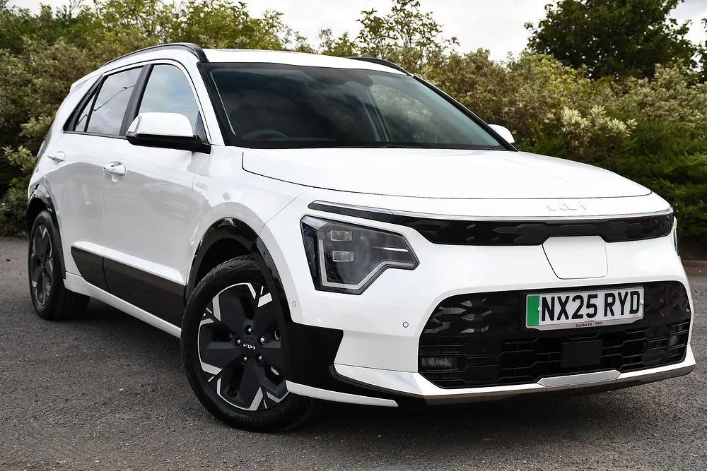 2025 Kia Niro 64.8kWh 4 SUV 5dr Electric Auto (201 bhp) — photo 1 of 31