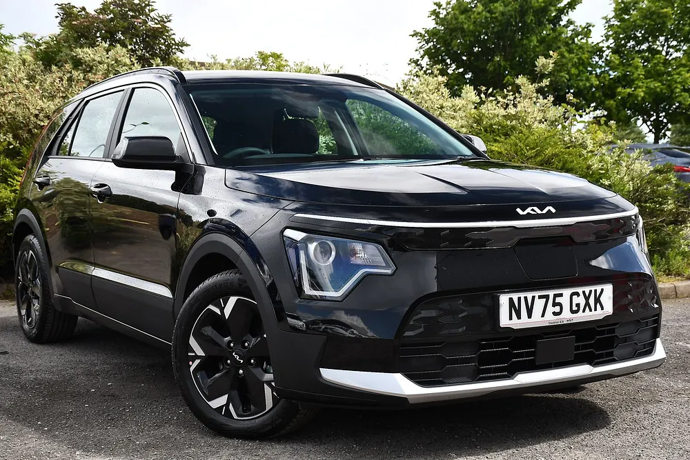 2025 Kia Niro 64.8kWh 2 SUV 5dr Electric Auto (201 bhp) — photo 1 of 31