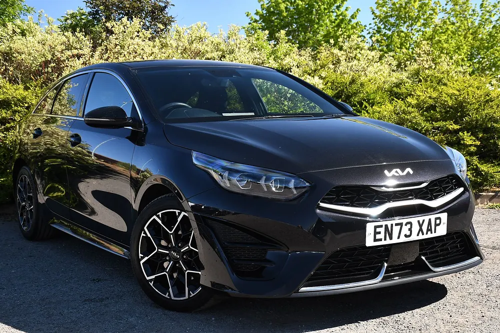 2024 Kia ProCeed 1.5 T-GDi GT-Line Shooting Brake 5dr Petrol Manual Euro 6 (s/s) (158 bhp) — photo 1 of 31