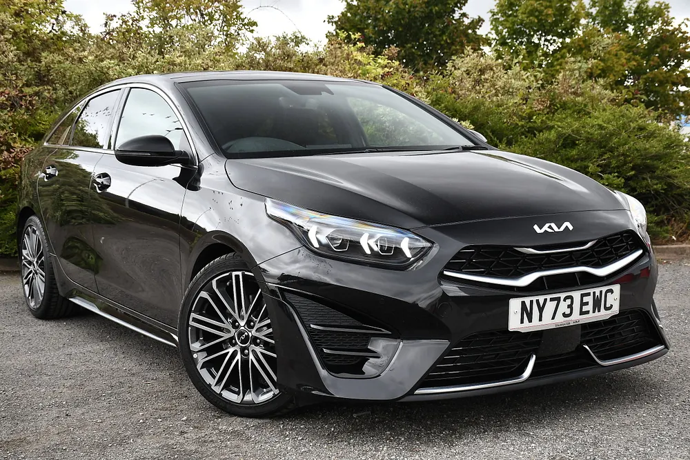 2024 Kia ProCeed 1.5 T-GDi GT-Line S Shooting Brake 5dr Petrol DCT Euro 6 (s/s) (158 bhp) — photo 1 of 31