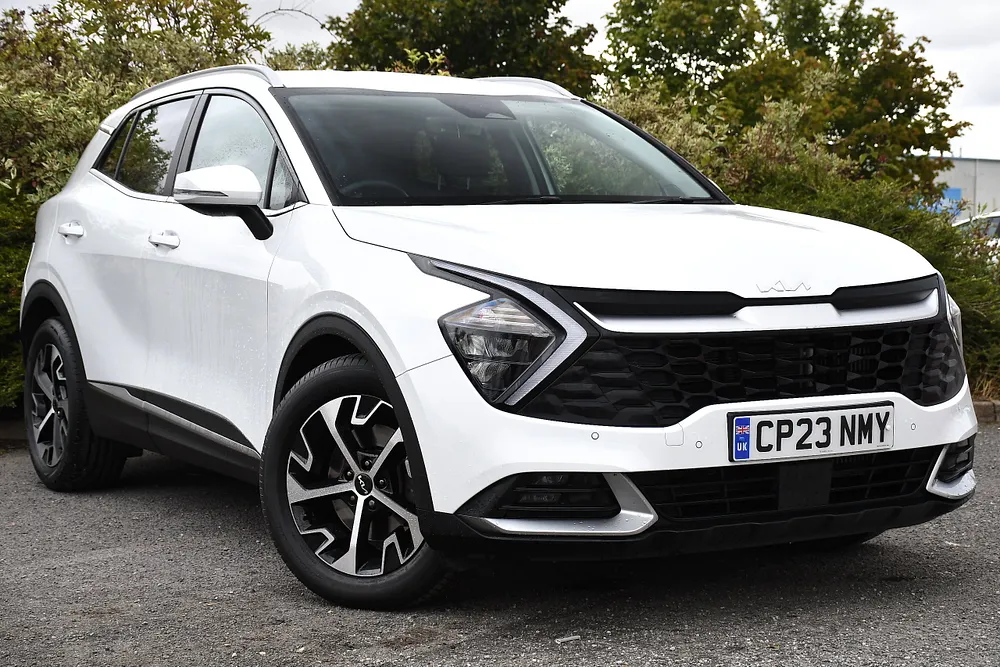 2023 Kia Sportage 1.6 T-GDi 3 SUV 5dr Petrol Manual Euro 6 (s/s) (148 bhp) — photo 1 of 31