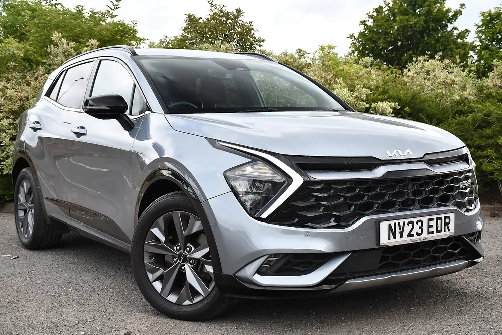 2023 Kia Sportage 1.6 h T-GDi GT-Line SUV 5dr Petrol Hybrid Auto Euro 6 (s/s) (226 bhp) — photo 1 of 31