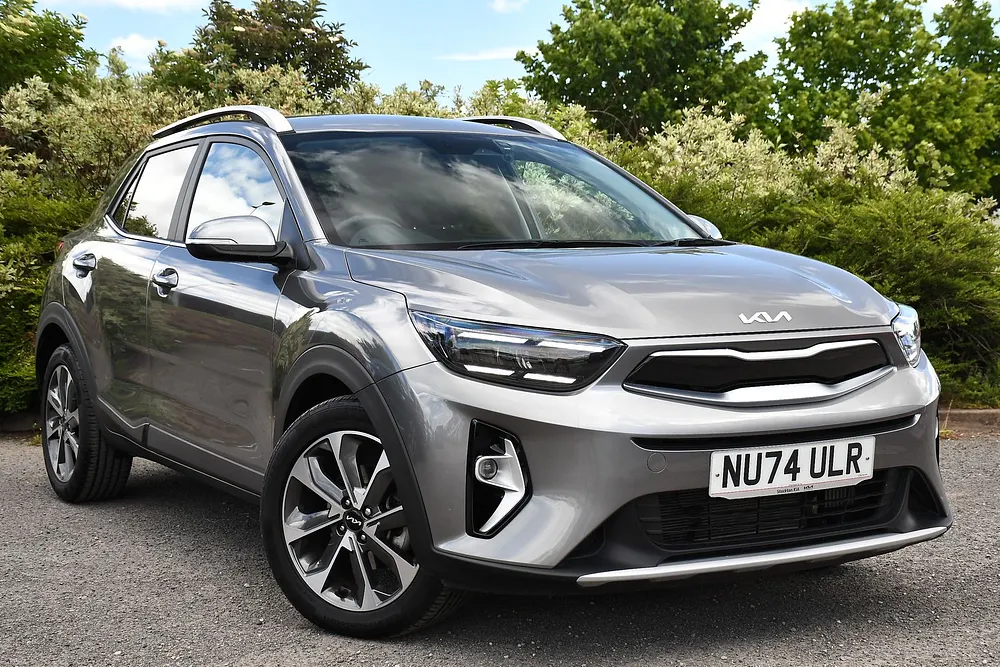 2024 Kia Stonic 1.0 T-GDi MHEV 3 SUV 5dr Petrol Hybrid Manual Euro 6 (s/s) (98 bhp) — photo 1 of 31