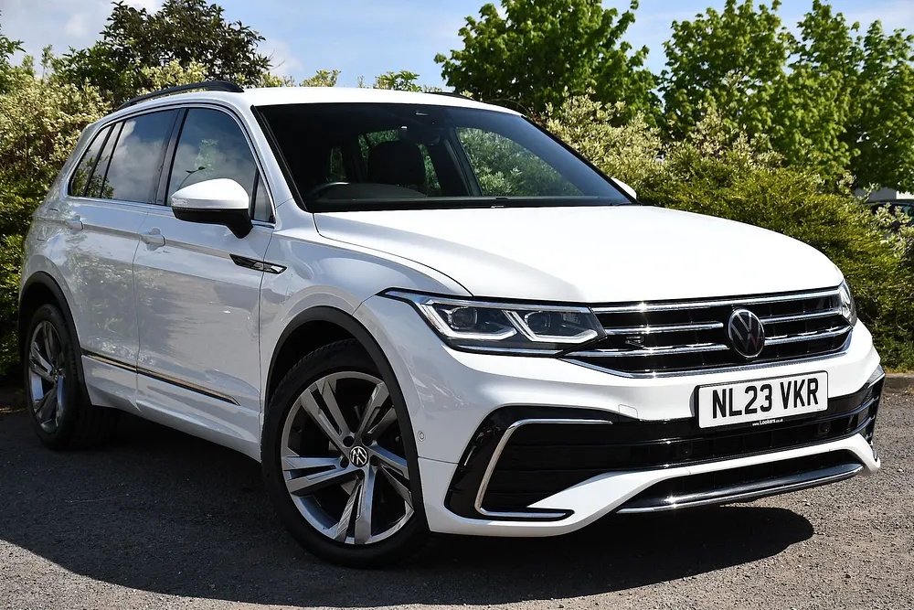 2023 Volkswagen Tiguan 1.5 TSI R-Line Edition SUV 5dr Petrol DSG Euro 6 (s/s) (150 ps) — photo 1 of 31
