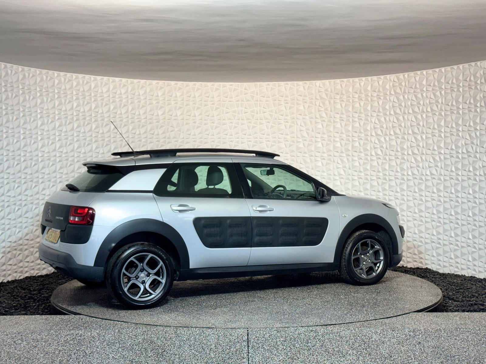 Citroen C4 Cactus 1.2 PureTech Feel Euro 6 (s/s) 5dr 5dr Manual 2015
