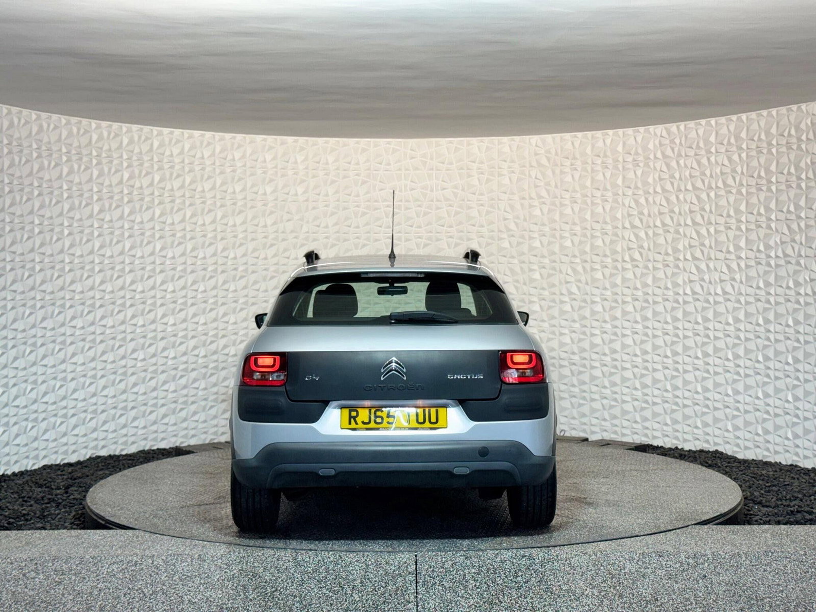 Citroen C4 Cactus 1.2 PureTech Feel Euro 6 (s/s) 5dr 5dr Manual 2015